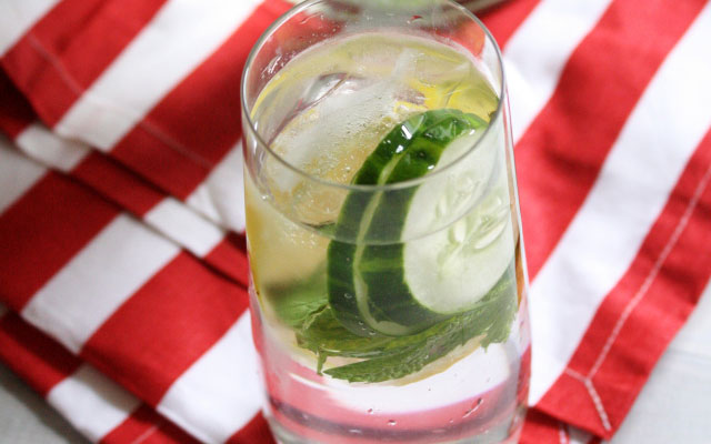 Lemon water, cucumber, mint