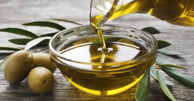 Eat less and effortlessly with olive oil