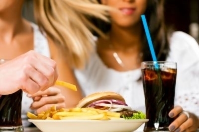 Manger gras : pourquoi le cerveau en redemande